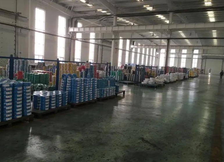 廣州電纜廠家?guī)懔私馊绾尉S護好電線電纜.jpg 廣州電纜廠家?guī)懔私馊绾尉S護好電線電纜.jpg